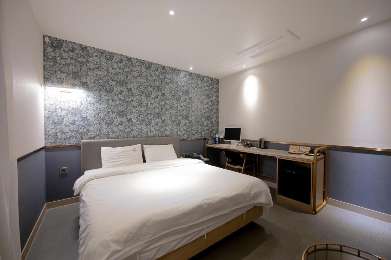 Hound Hotel Seomyeon-Beomcheon Busan Eksteriør bilde