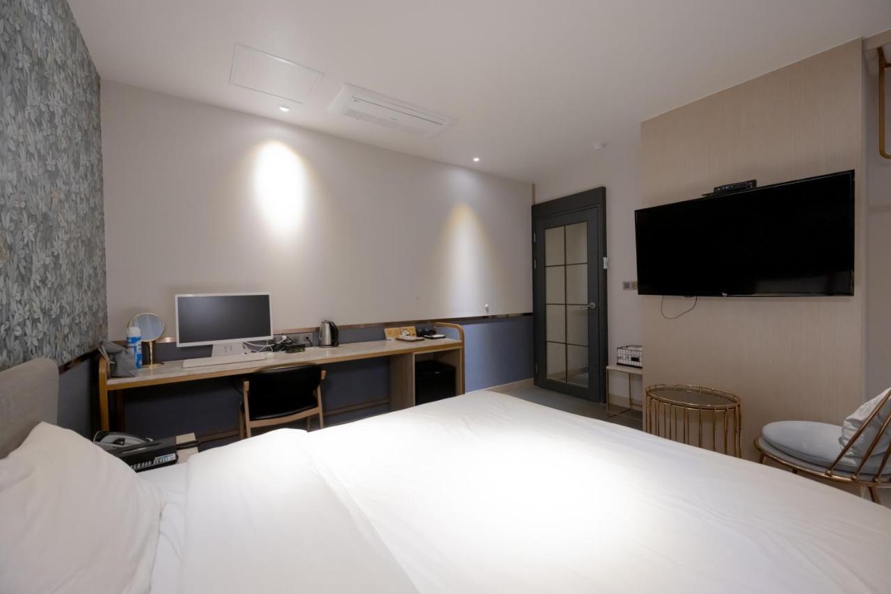Hound Hotel Seomyeon-Beomcheon Busan Eksteriør bilde