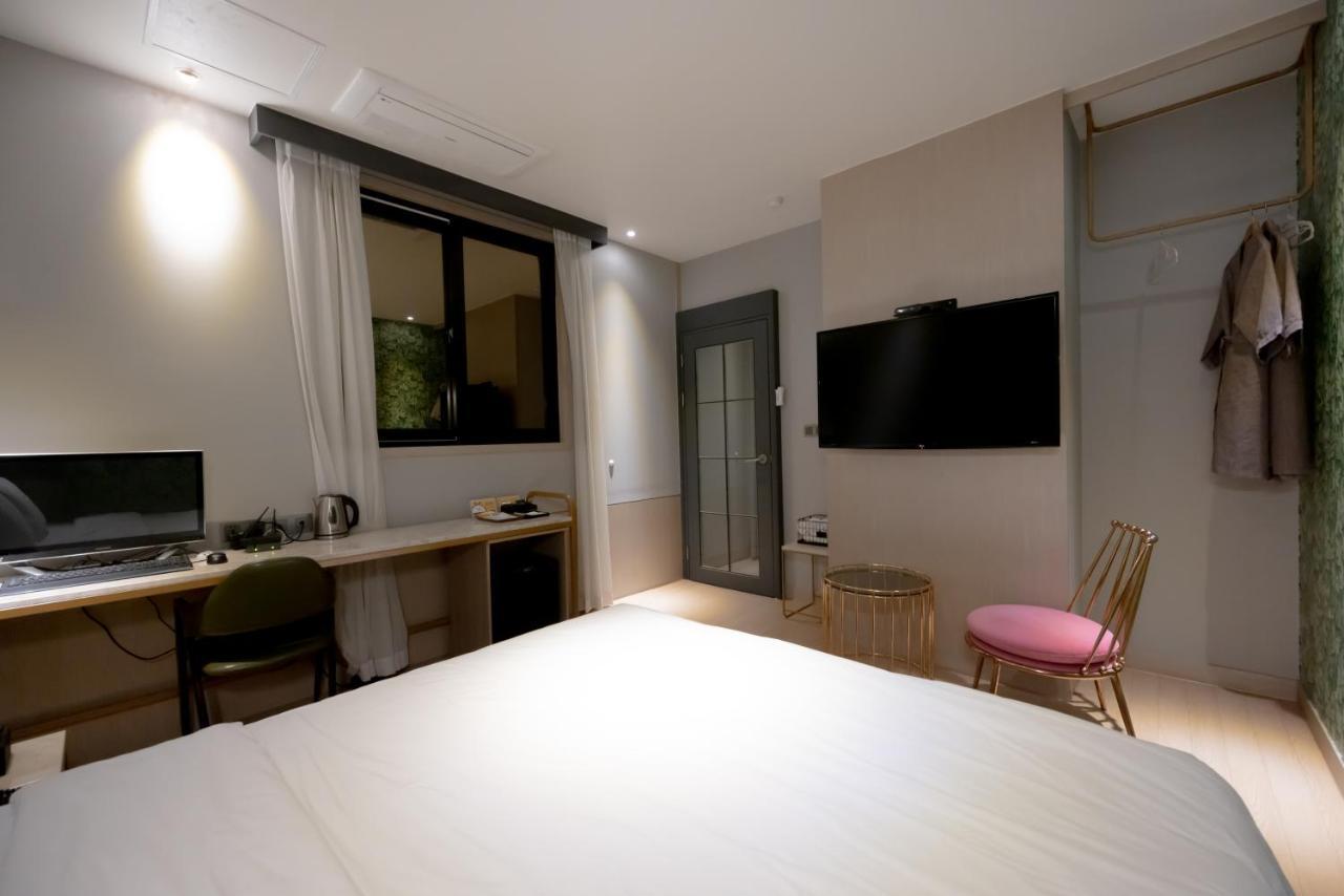 Hound Hotel Seomyeon-Beomcheon Busan Eksteriør bilde