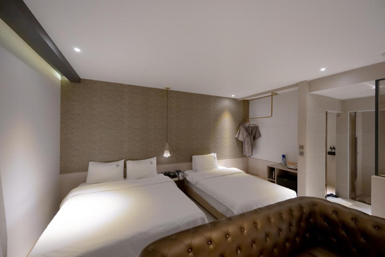 Hound Hotel Seomyeon-Beomcheon Busan Eksteriør bilde