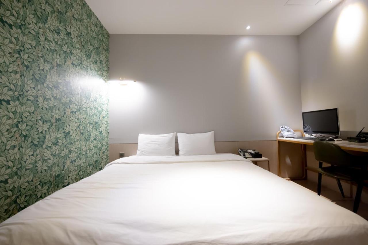 Hound Hotel Seomyeon-Beomcheon Busan Eksteriør bilde