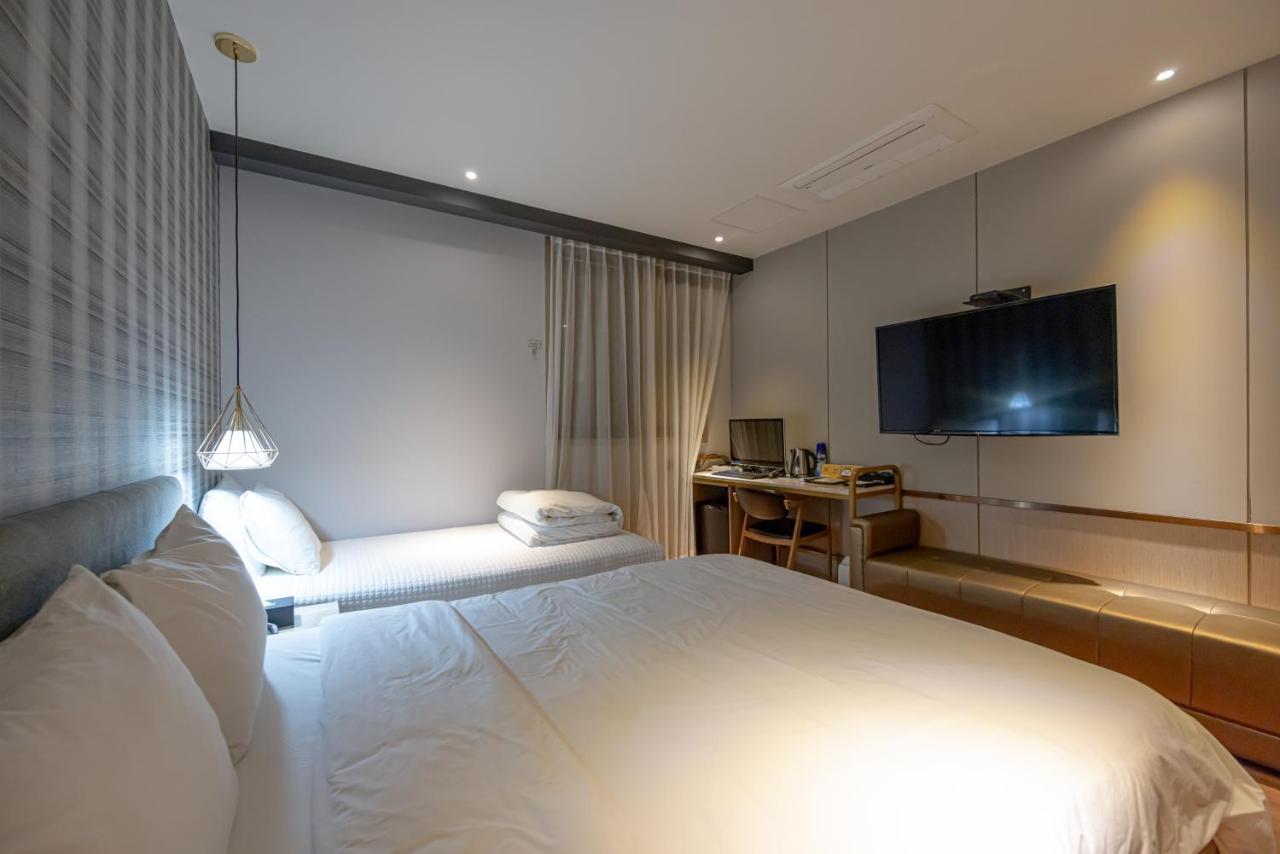 Hound Hotel Seomyeon-Beomcheon Busan Eksteriør bilde