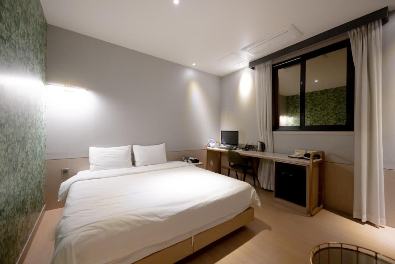 Hound Hotel Seomyeon-Beomcheon Busan Eksteriør bilde